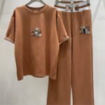 Short-Sleeved T-shirt And Trousers For Women - Image 2
