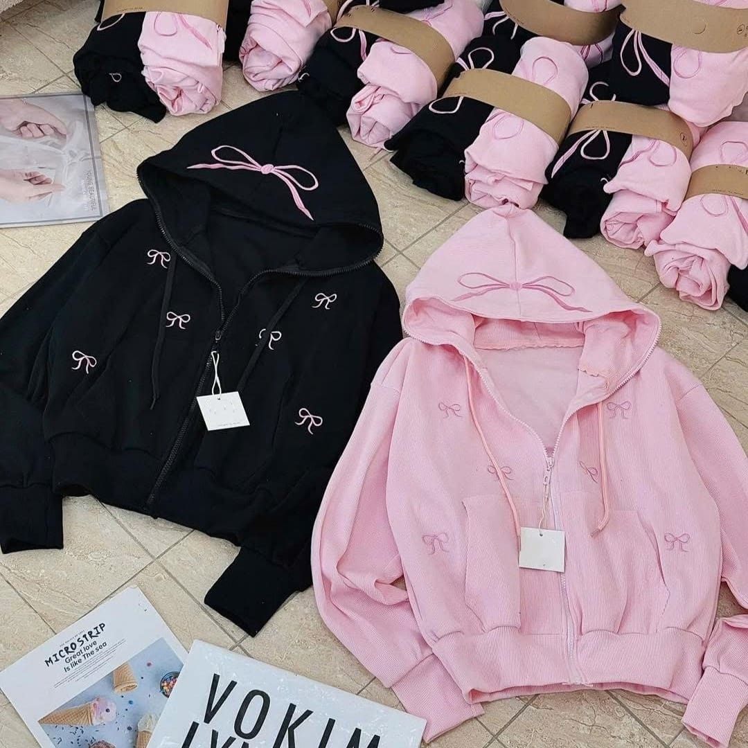 O1CN01fJ7MTW1iv93tXLGJg_2218091314474-0-cib.jpg Trendy Bow Hoodies For Women - Image 1